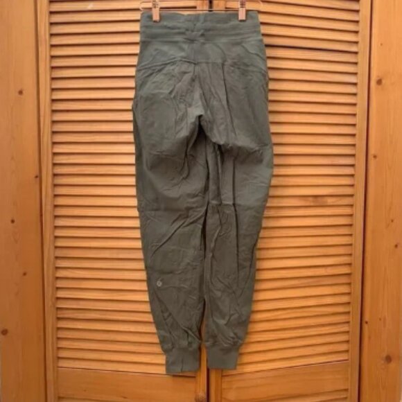 Lululemon Athletica Green Studio joggers - Picture 7 of 7
